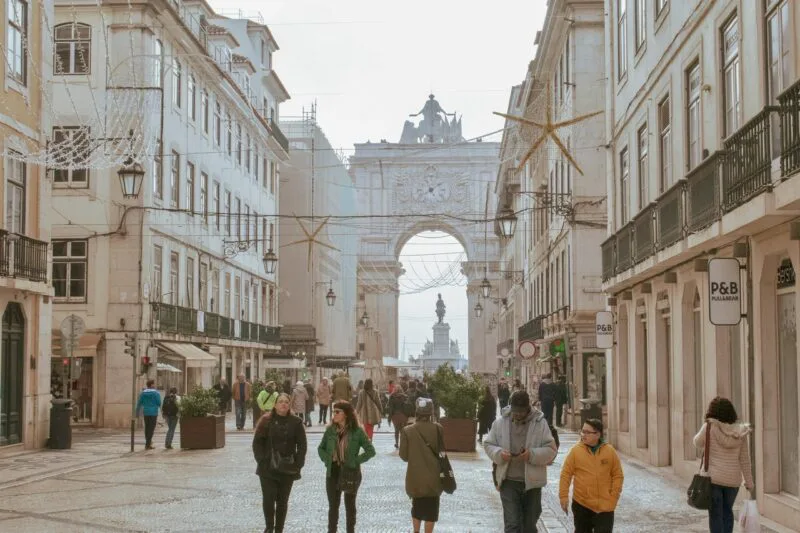 best area to stay in lisbon