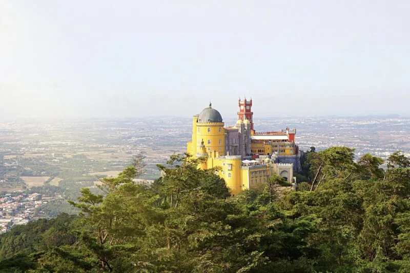travel guide to lisbon