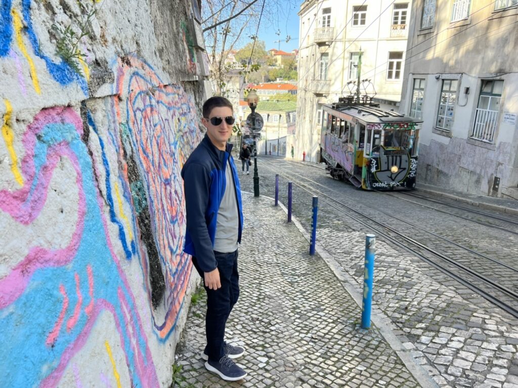 travel guide to lisbon
