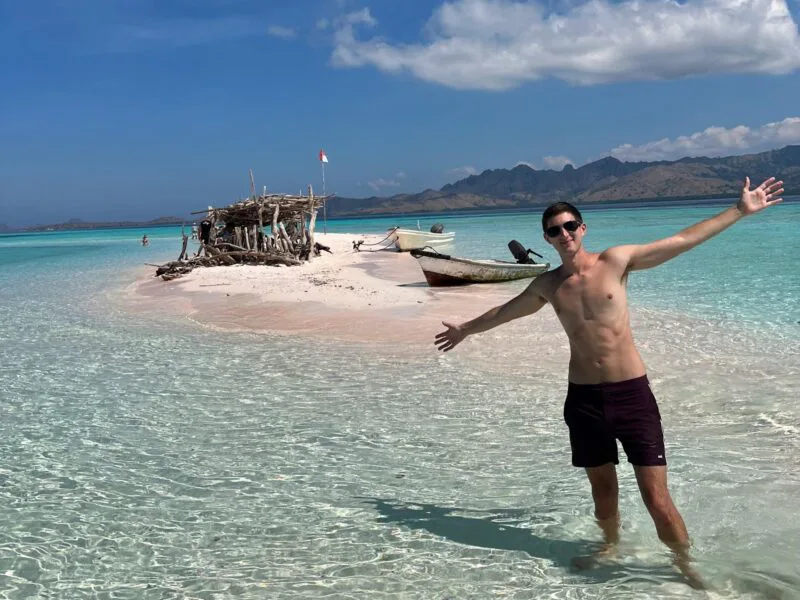 Taka Makassar Island