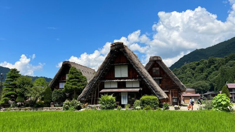 Shirakawago Travel Guide