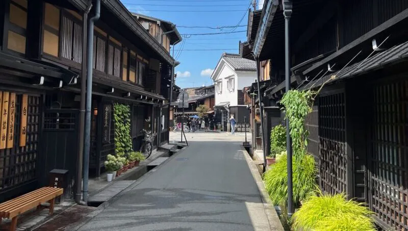 Takayama Travel Guide