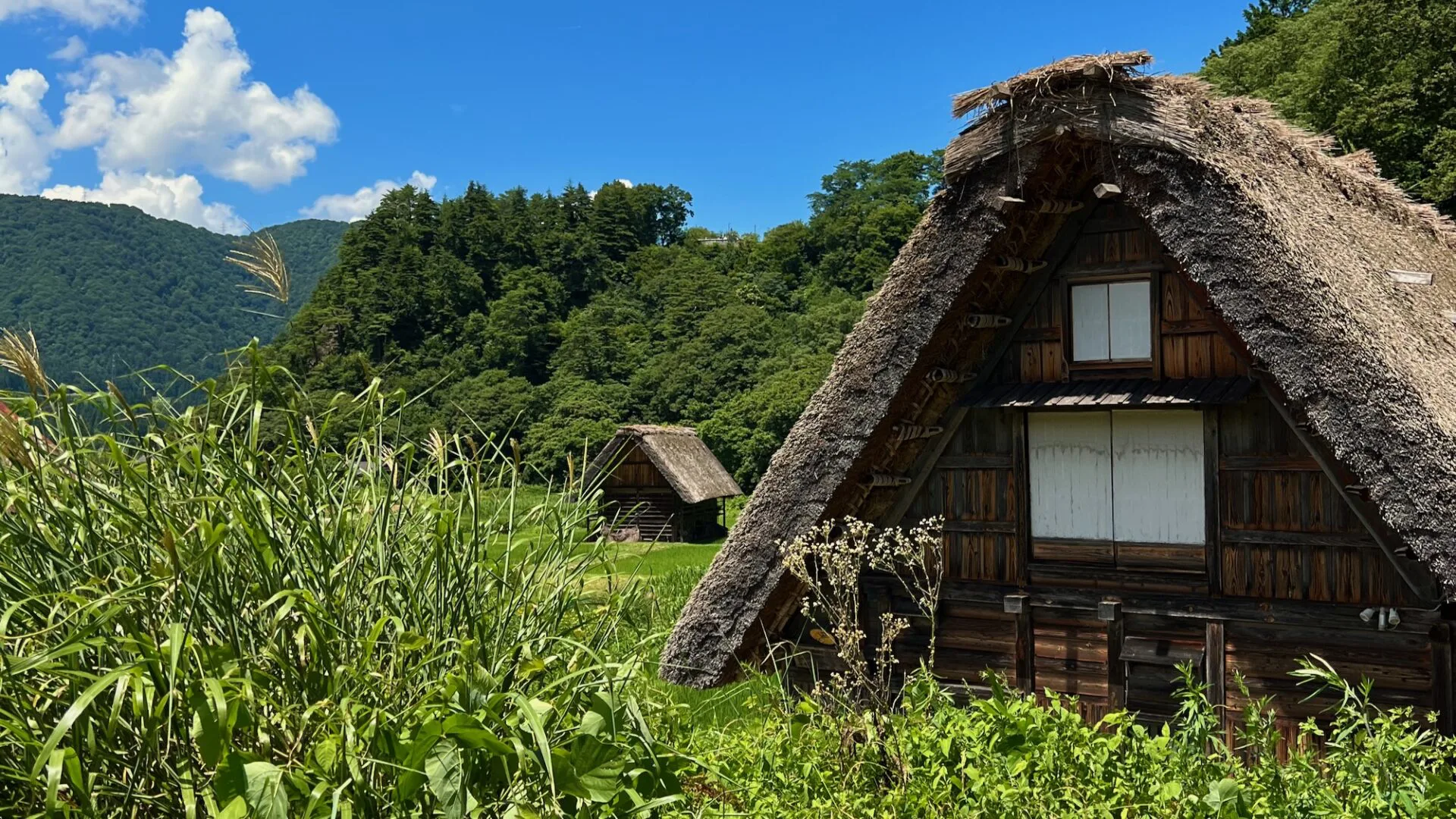 Shirakawago, one of the best places to visit in Japan