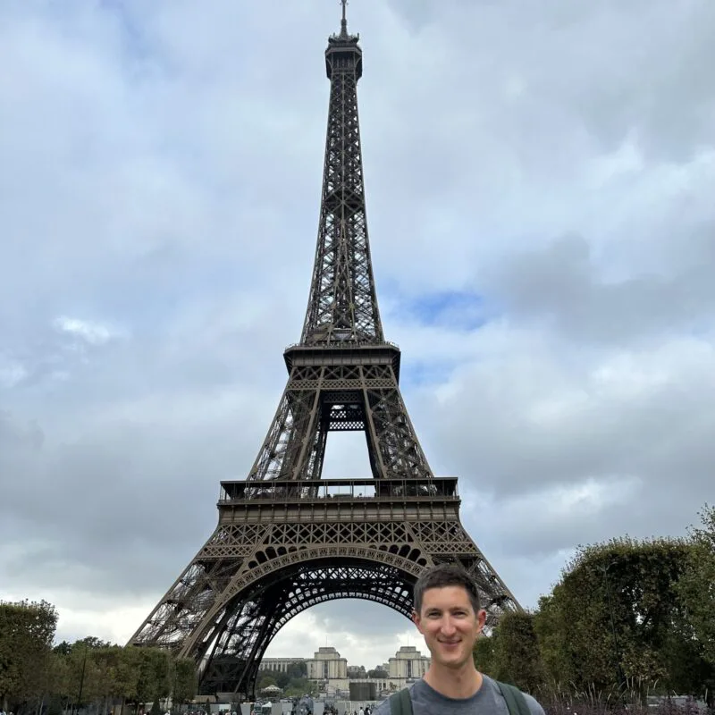 Paris Travel Guide