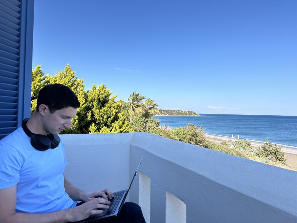 Tips for Living as a Digital Nomad in 2024
