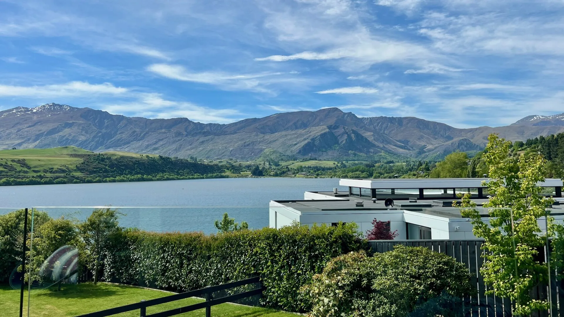 views from Lake Hayes accommodation, one of the best areas to stay in queenstown