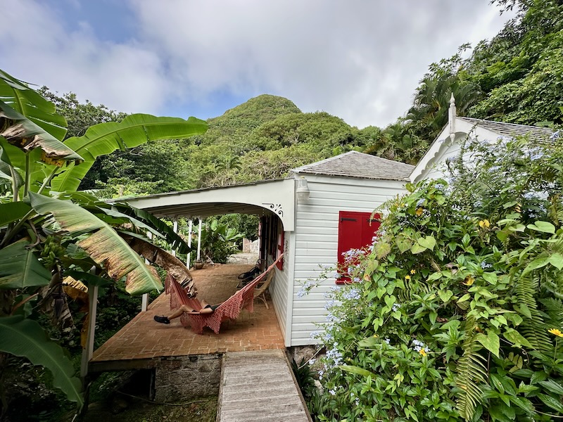 cottage in the jungle in Saba near Windwardside