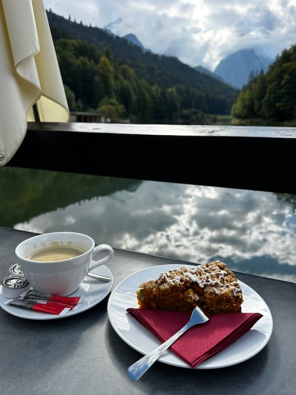 coffee and cake in garmisch-Partenkirchen 