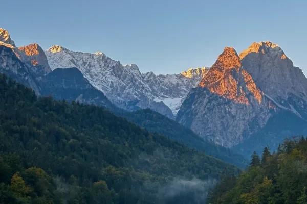 where to stay in garmisch partenkirchen Germany best hotels