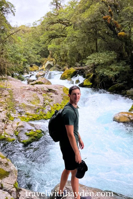 hiking the lake Marian track in Fiordland National Park