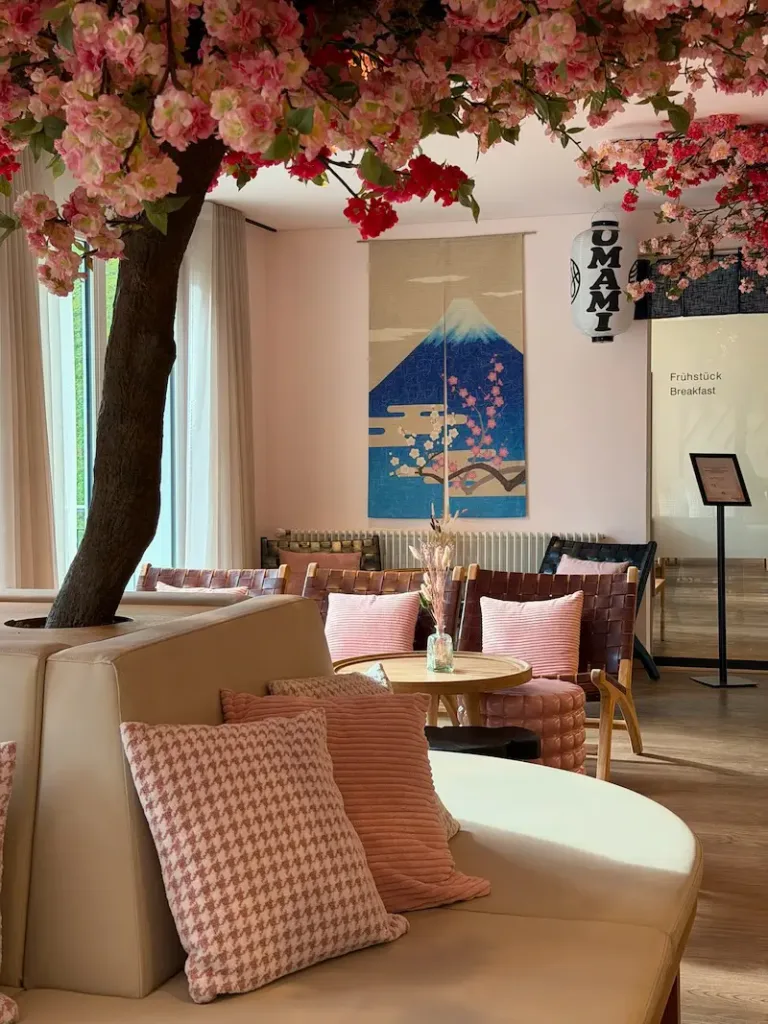 Japanese style lobby at Grindellodge hotel